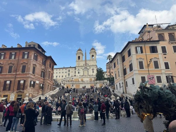 locale commerciale in affitto a Roma in zona Campo Marzio