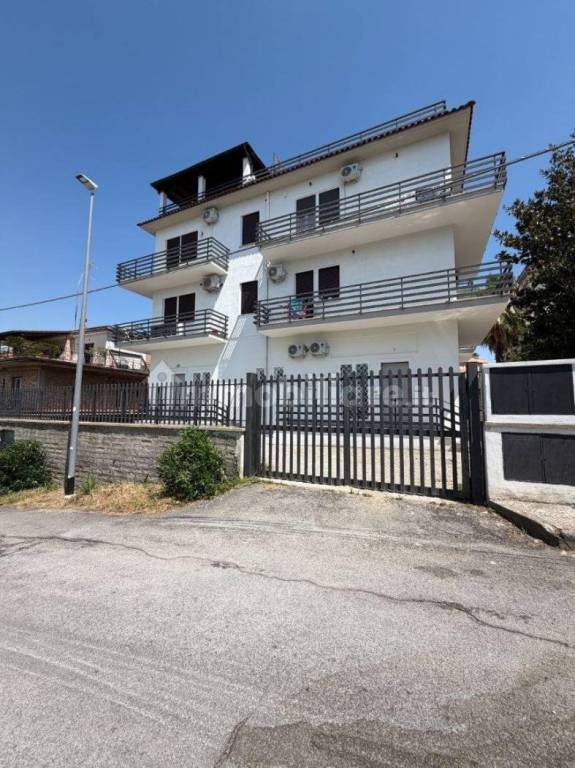 appartamento in affitto a Roma in zona Valle Muricana