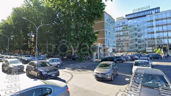 ufficio in affitto a Roma in zona EUR