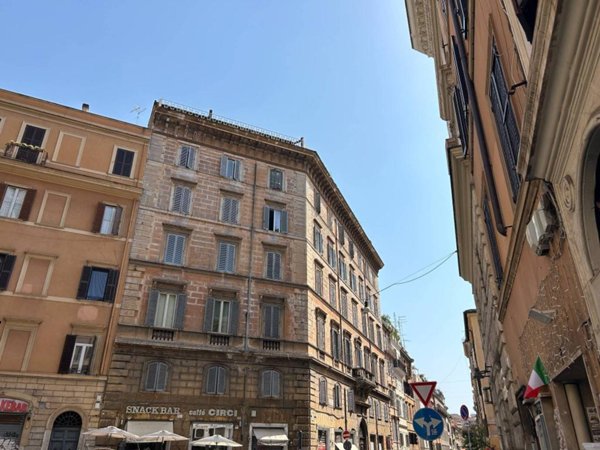 appartamento in affitto a Roma in zona Rione Monti/Campitelli