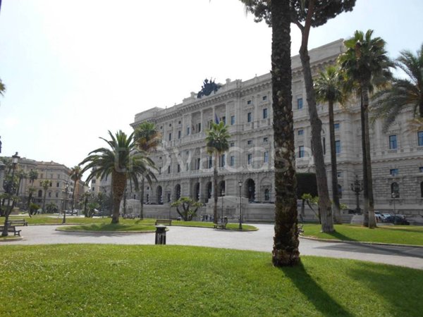 appartamento in affitto a Roma in zona Rione Prati