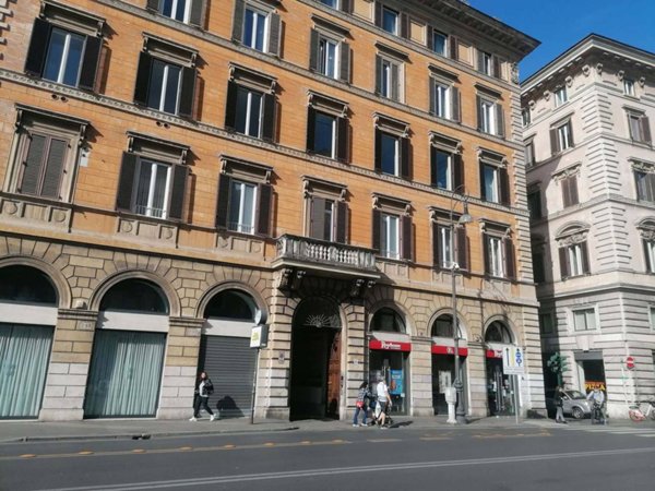 appartamento in affitto a Roma in zona Rione Regola