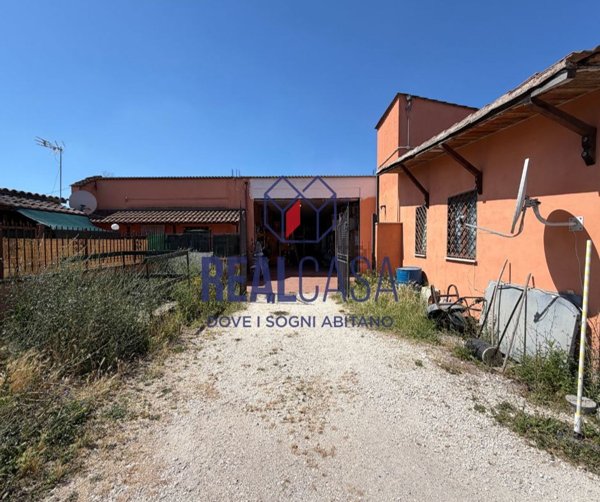loft in affitto a Roma in zona Lago Regillo