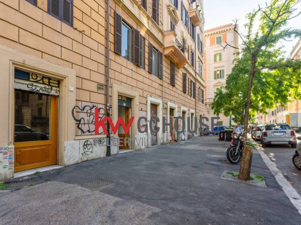 locale commerciale in affitto a Roma in zona Centro Storico