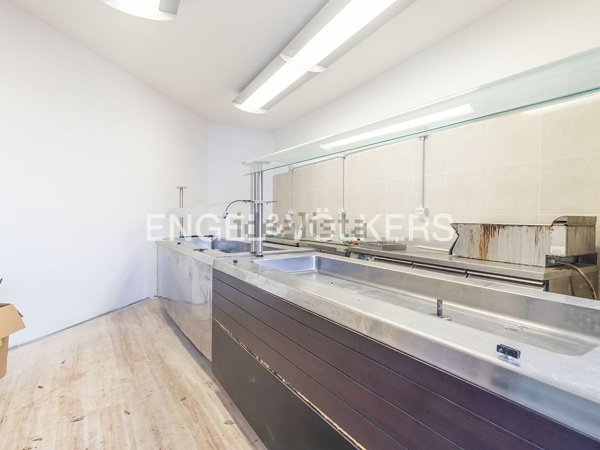 locale commerciale in affitto a Roma in zona Gianicolense