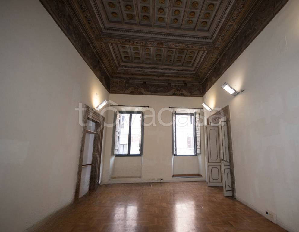 ufficio in affitto a Roma in zona Rione Regola