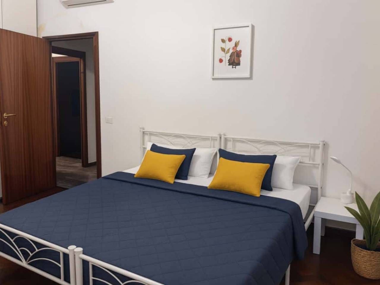 negozio in affitto a Roma in zona Ardeatino