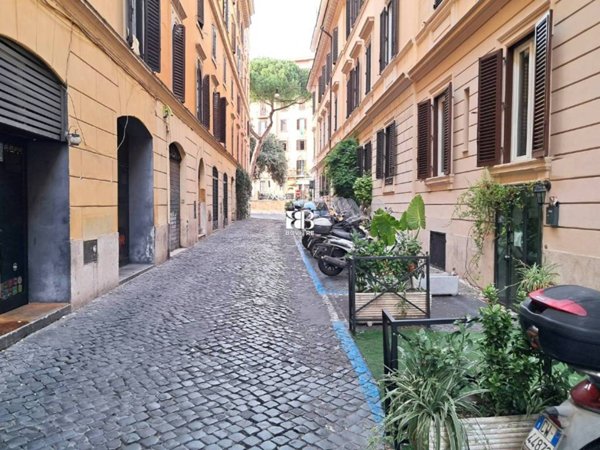 appartamento in affitto a Roma in zona Rione Borgo