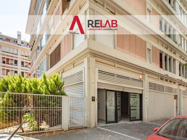 negozio in affitto a Roma in zona Ostia