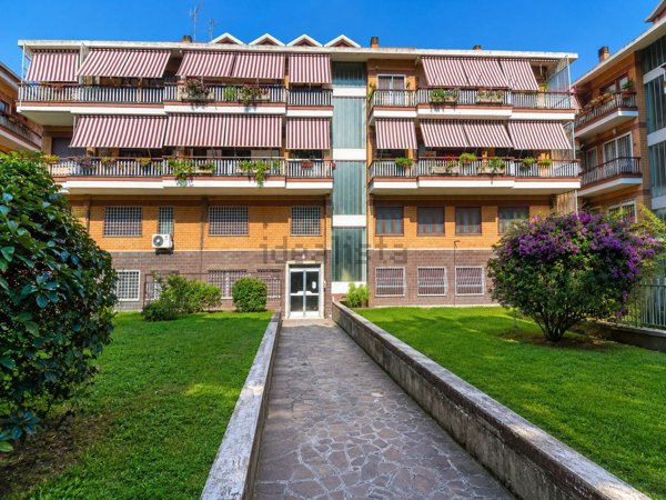 appartamento in affitto a Roma in zona Mostacciano