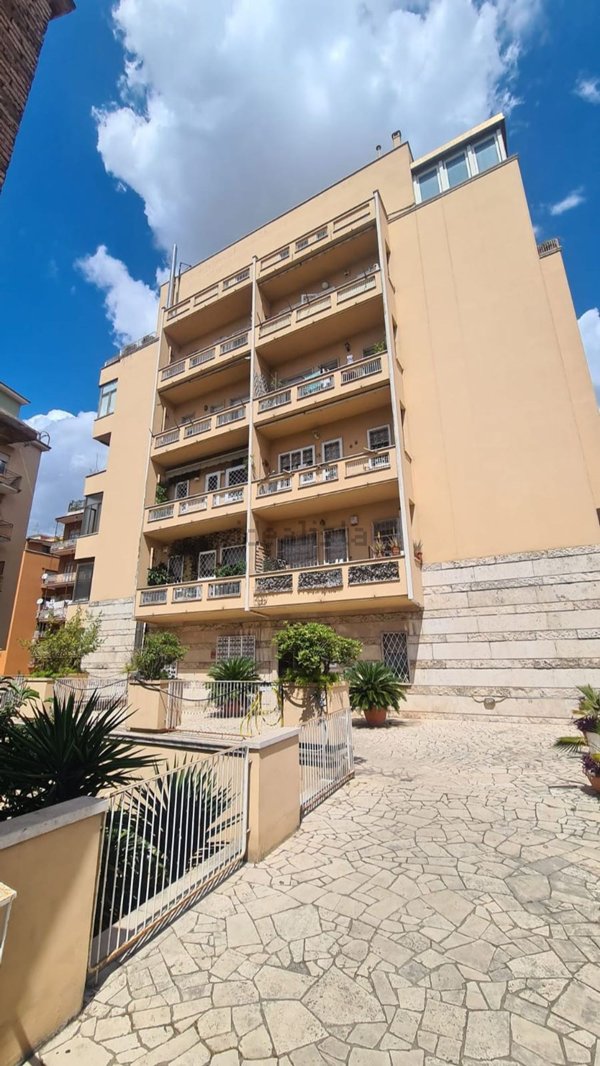 appartamento in affitto a Roma in zona Appio Latino