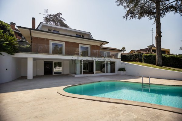 casa indipendente in affitto a Roma