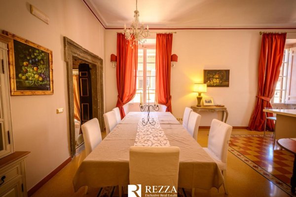 appartamento in affitto a Roma in zona Pigna - Sant'Angelo