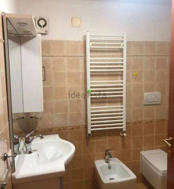 appartamento in affitto a Roma in zona Axa