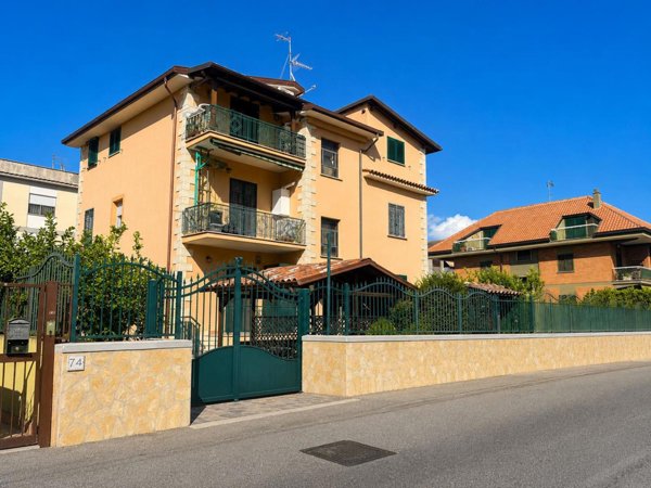 appartamento in affitto a Roma in zona Casal Morena