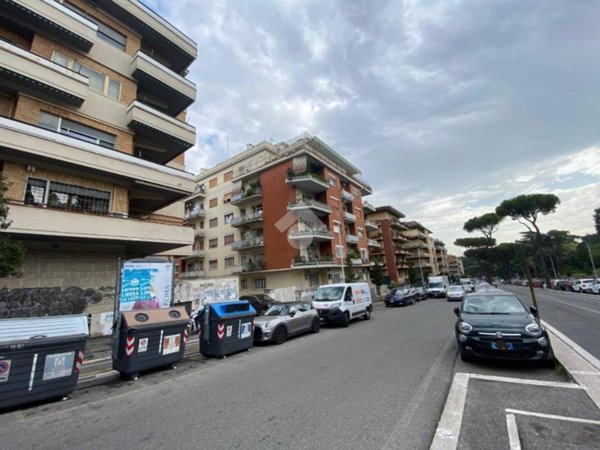 locale commerciale in affitto a Roma in zona Aurelio