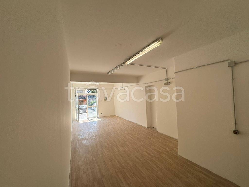 negozio in affitto a Roma in zona Prenestino-Centocelle