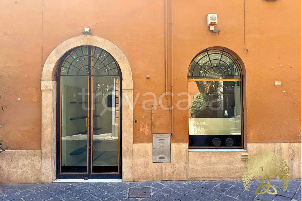 negozio in affitto a Roma in zona Campo Marzio
