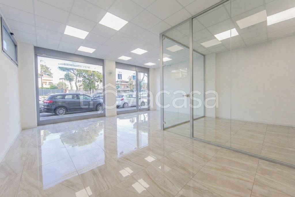 negozio in affitto a Roma in zona Alessandrino