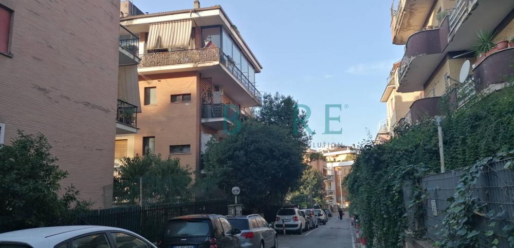 appartamento in affitto a Roma in zona Tomba di Nerone