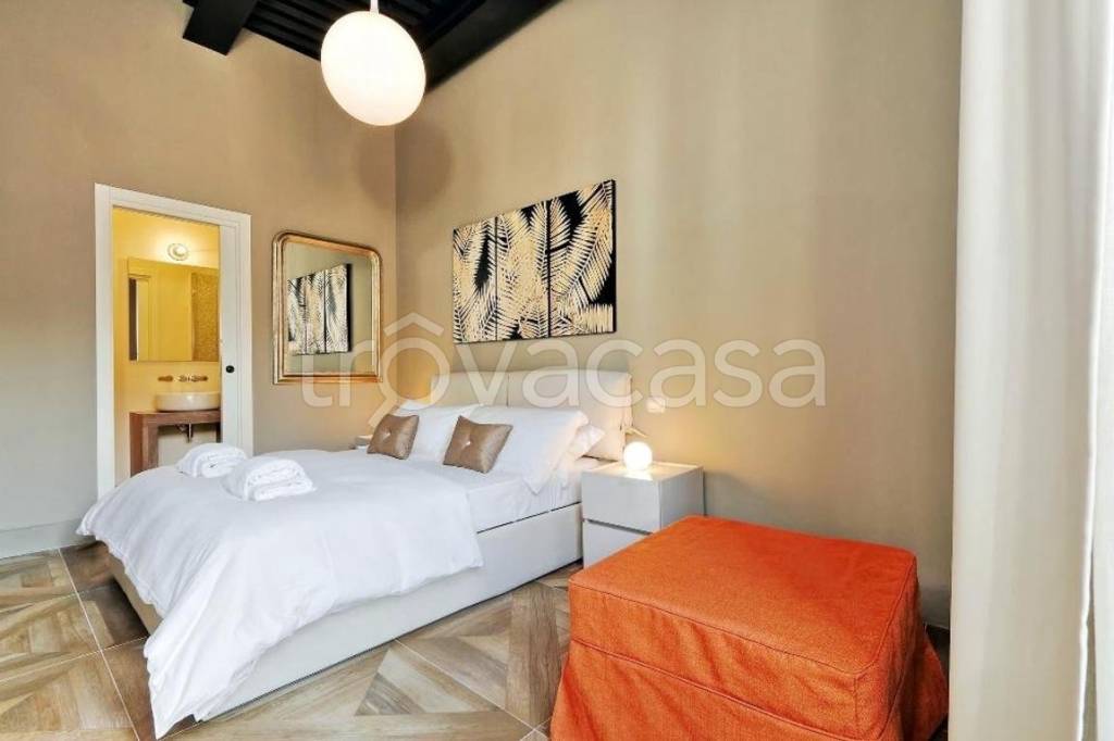 appartamento in affitto a Roma in zona Trevi-Colonna