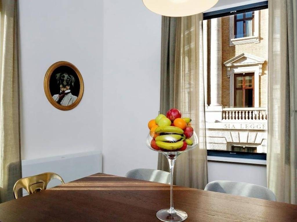 appartamento in affitto a Roma in zona Trevi-Colonna