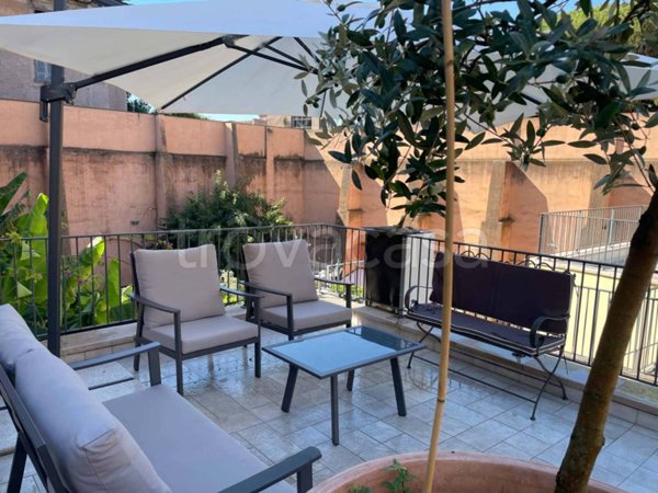 appartamento in affitto a Roma in zona Rione Monti/Campitelli