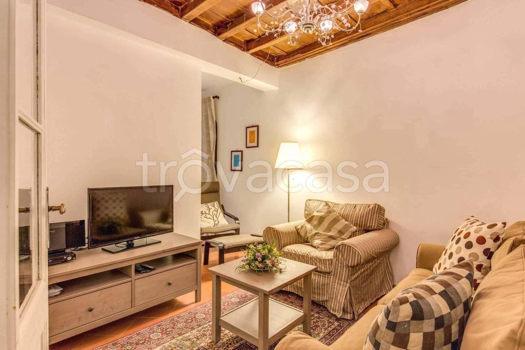 appartamento in affitto a Roma in zona Parione/Sant'Eustachio