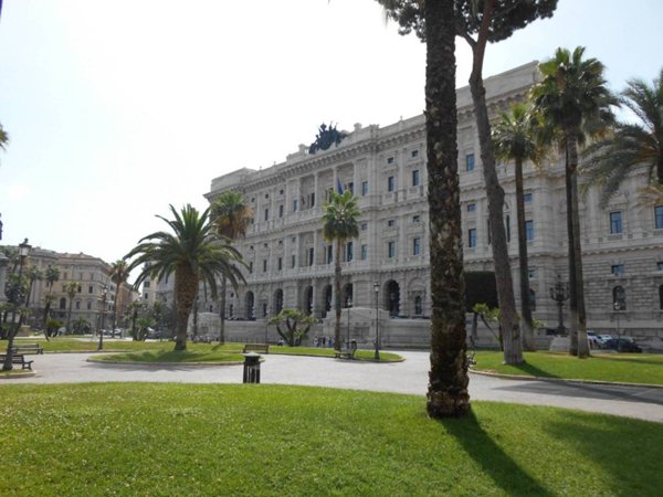 appartamento in affitto a Roma in zona Rione Prati