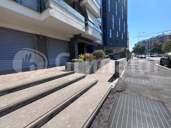 negozio in affitto a Roma in zona Ostiense