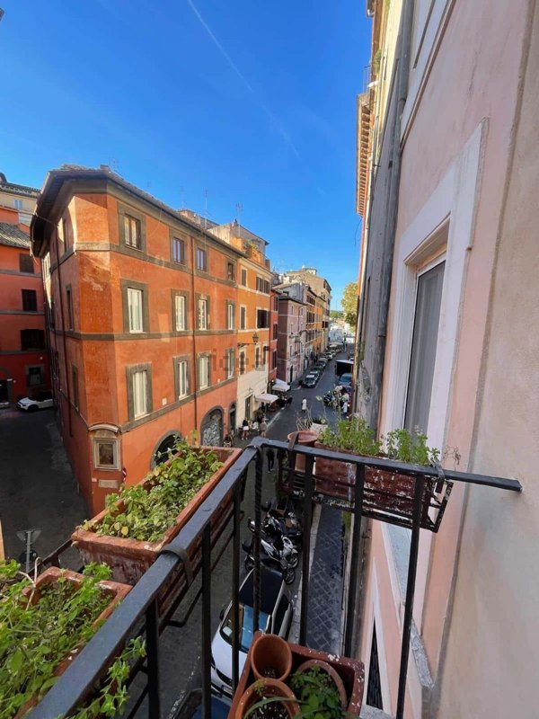 appartamento in affitto a Roma in zona Parione/Sant'Eustachio