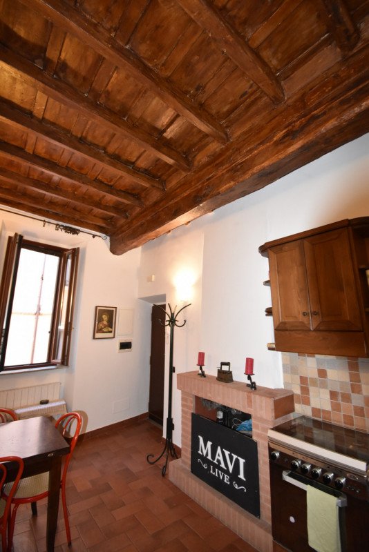 appartamento in affitto a Roma in zona Rione Regola