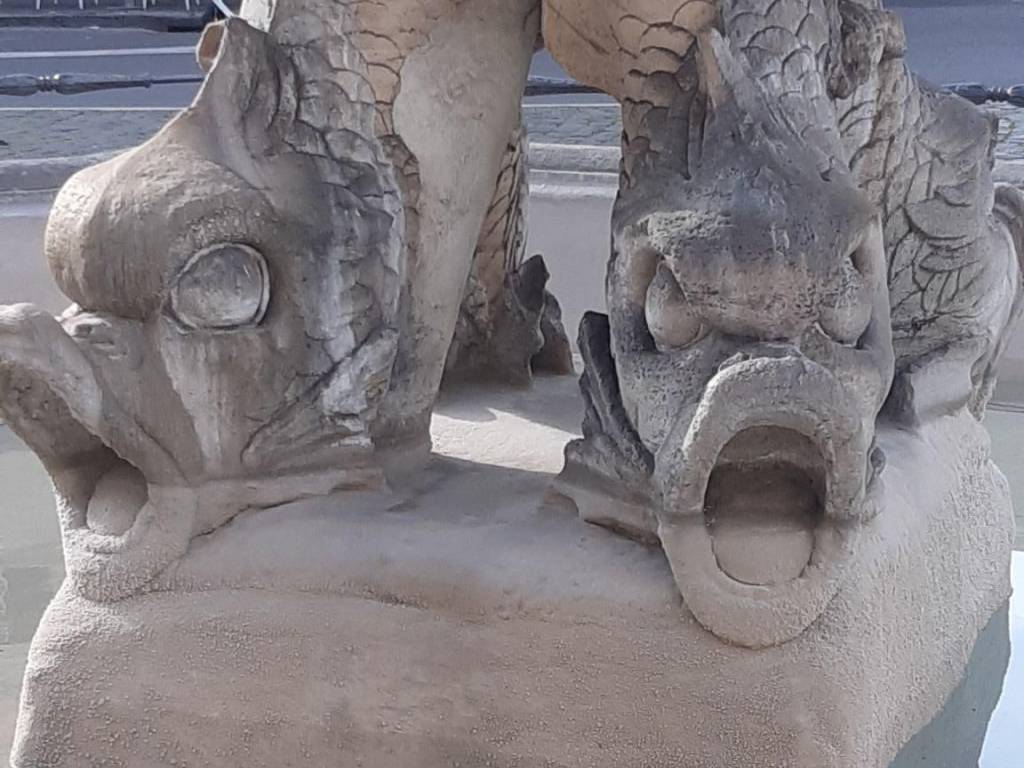 negozio in affitto a Roma in zona Trevi-Colonna