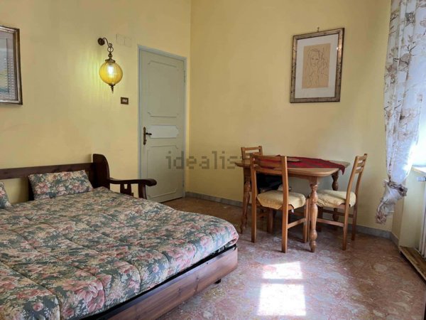 casa indipendente in affitto a Roma in zona Tuscolano