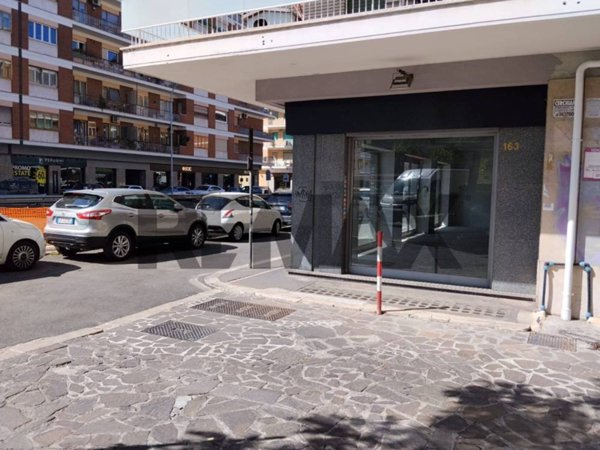 negozio in affitto a Roma in zona Aurelio