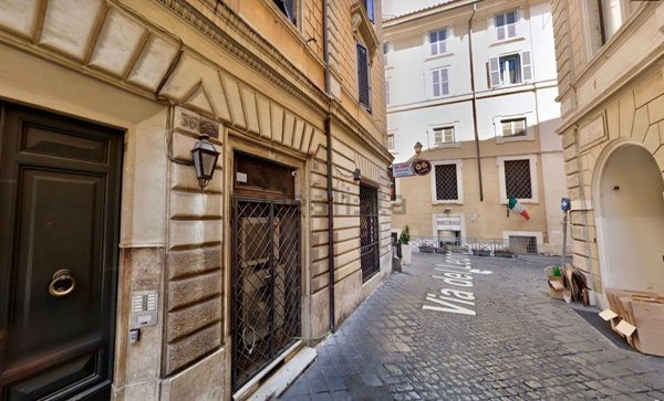 locale commerciale in affitto a Roma in zona Campo Marzio