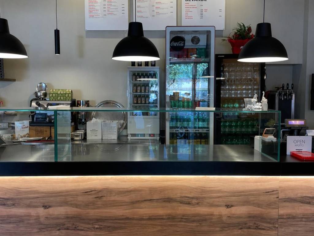 negozio in affitto a Roma in zona Nomentano