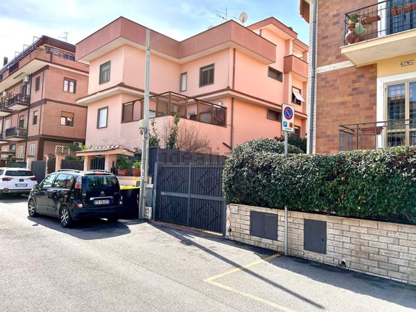 appartamento in affitto a Roma in zona Acilia