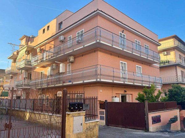 appartamento in affitto a Roma in zona Torre Angela