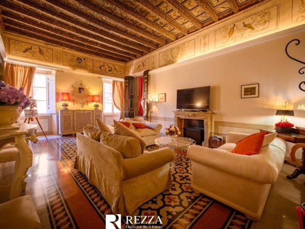appartamento in affitto a Roma in zona Pigna - Sant'Angelo