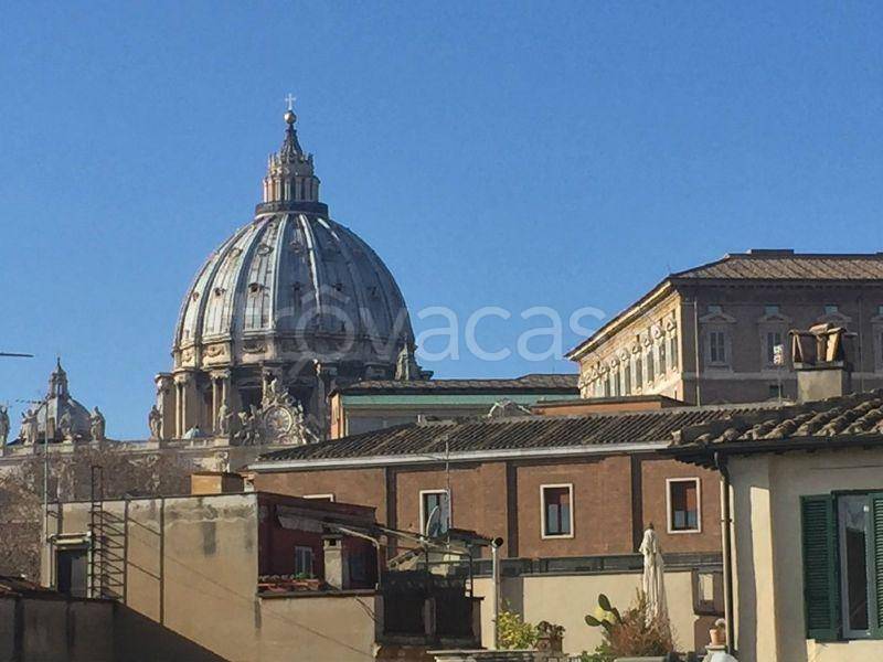 appartamento in affitto a Roma in zona Rione Borgo
