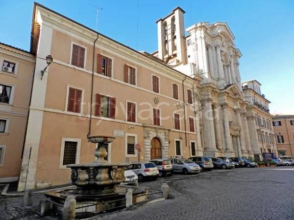 appartamento in affitto a Roma in zona Rione Monti/Campitelli