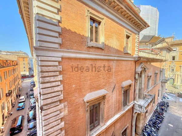 appartamento in affitto a Roma in zona Parione/Sant'Eustachio