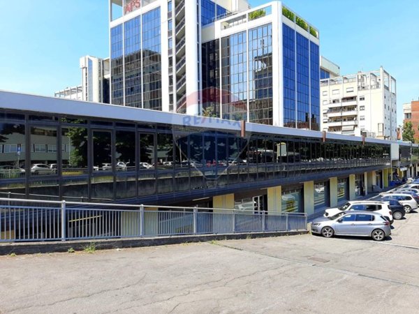 ufficio in affitto a Roma in zona Giuliano Dalmata