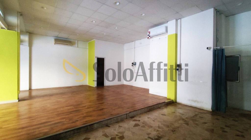 negozio in affitto a Roma in zona Pietralata