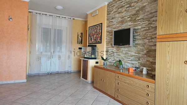appartamento in affitto a Roma in zona Torre Spaccata