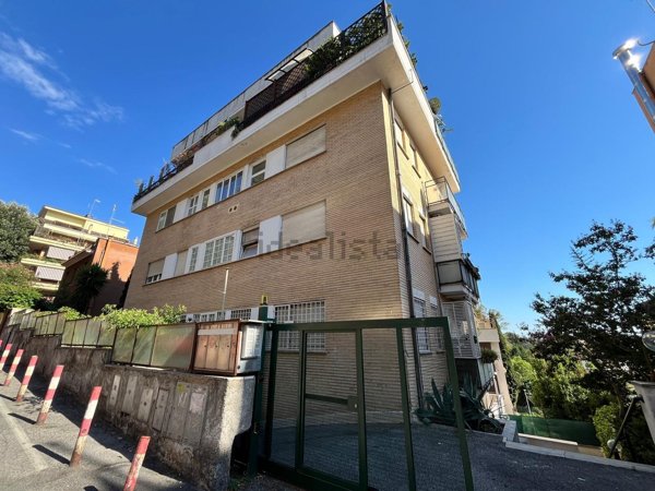 appartamento in affitto a Roma in zona Tomba di Nerone