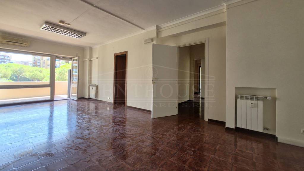 ufficio in affitto a Roma in zona EUR