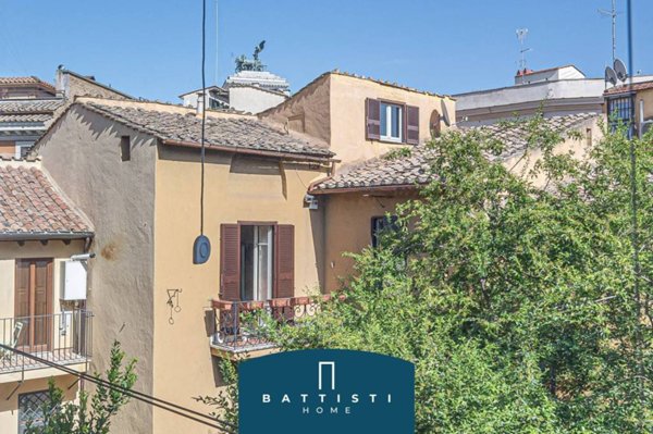 appartamento in affitto a Roma in zona Pigna - Sant'Angelo
