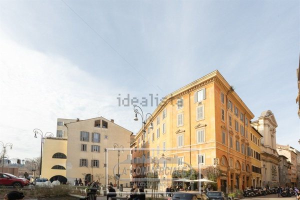appartamento in affitto a Roma in zona Rione Regola